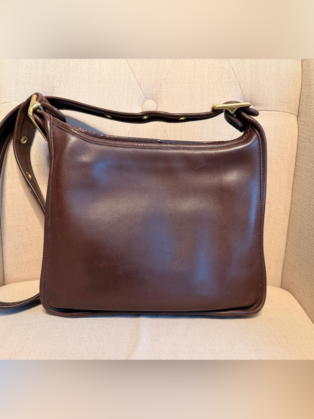 Coach legacy zip - Picture 2 of 7